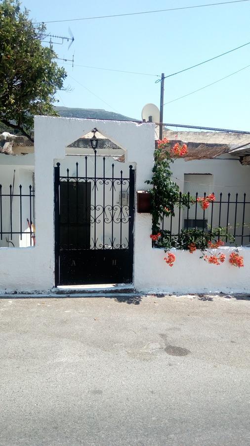 Traditional Cretan Country House Plokamianá Exterior foto